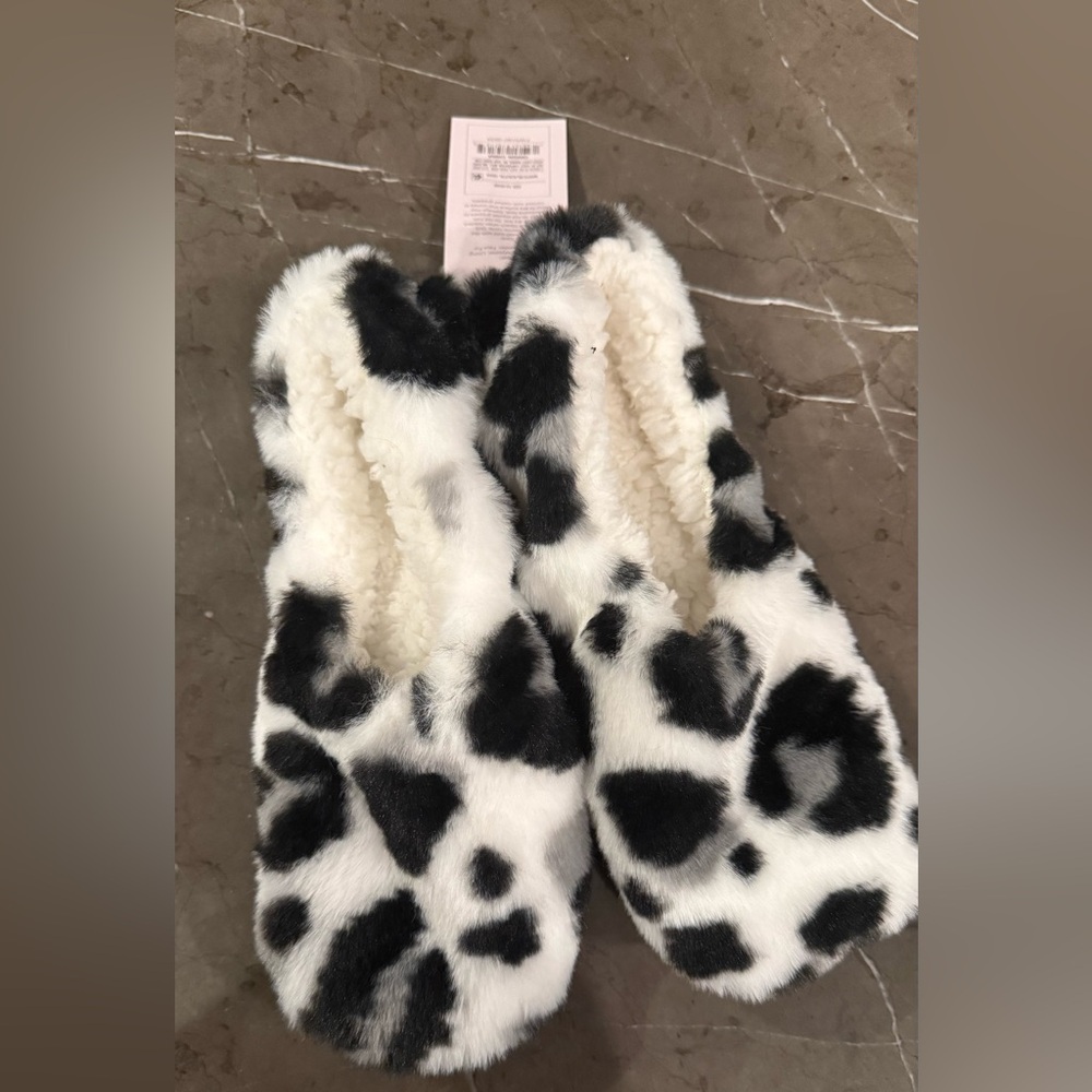 Auden Black and White Faux-Fur Slipper Socks NWT